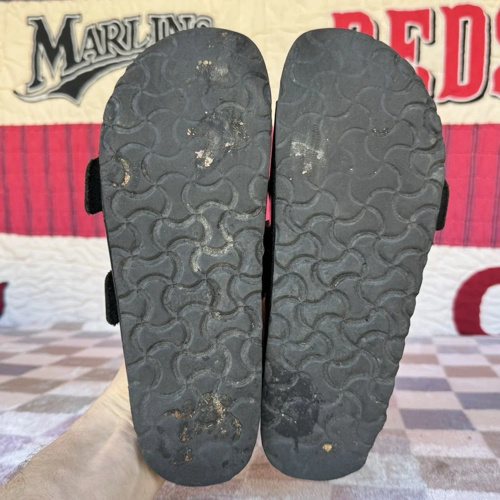 Birkenstock product pair